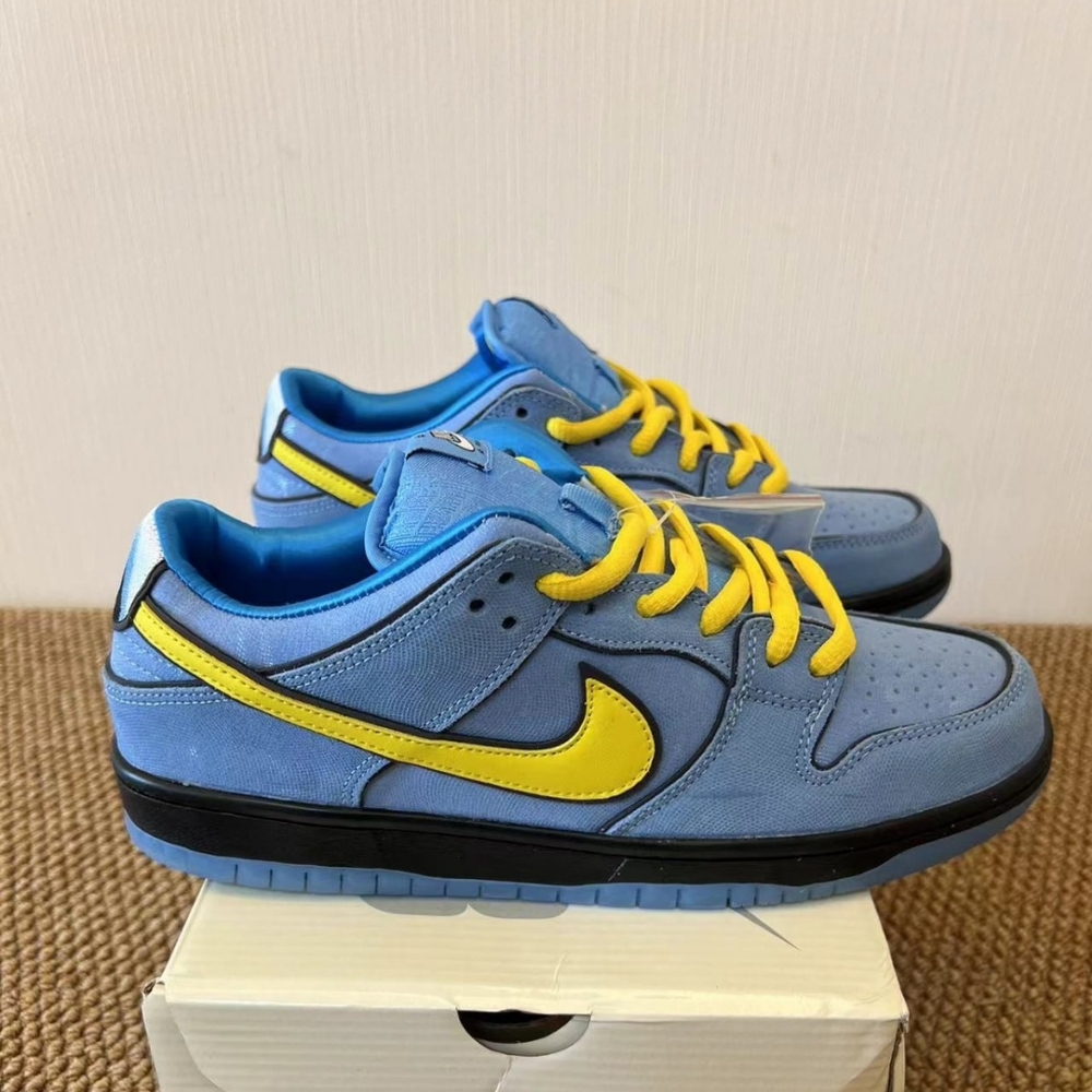 SB DUNK Powerpuff Girls bubbles